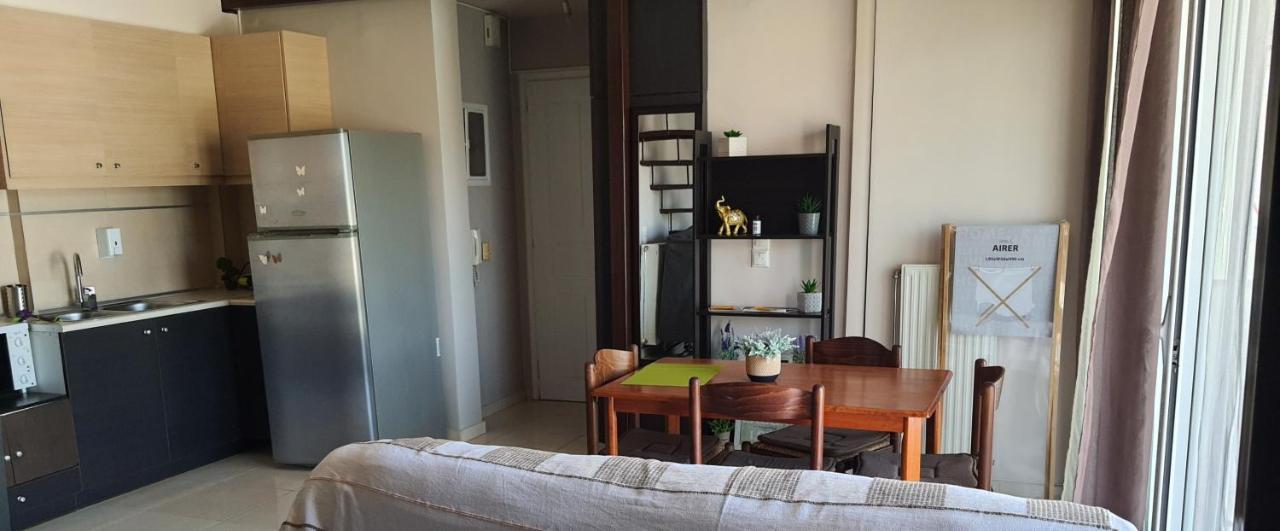 Seaside Beach Apartment Kalamata Bagian luar foto