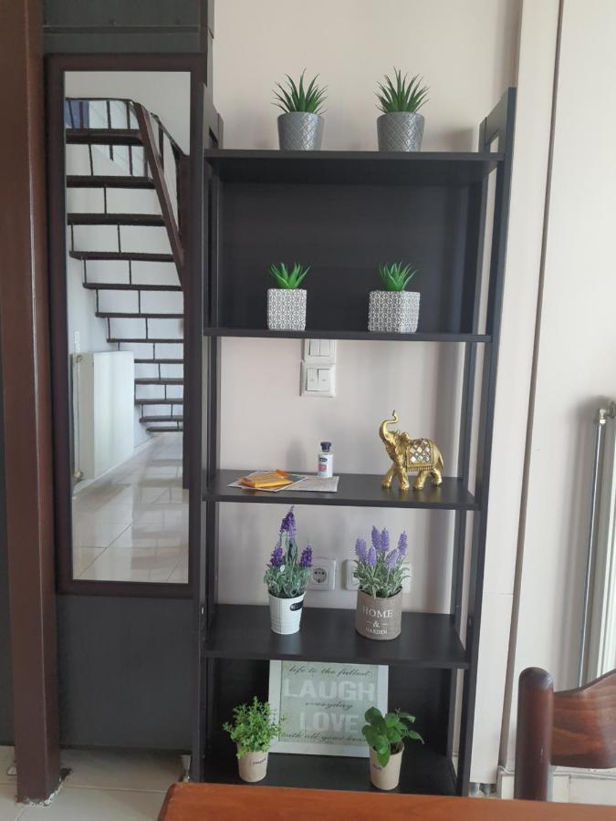 Seaside Beach Apartment Kalamata Bagian luar foto