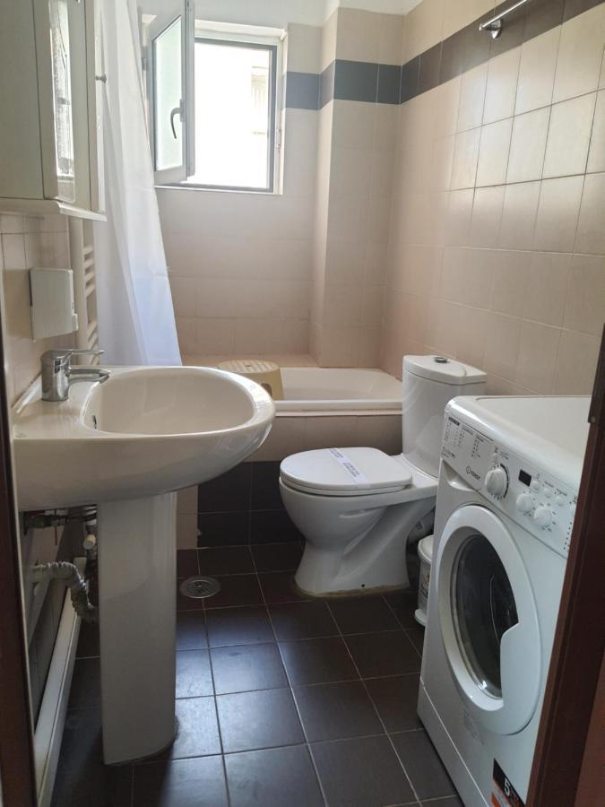 Seaside Beach Apartment Kalamata Bagian luar foto